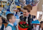 Ziua unui elev din Bacău, sărbătorită la școală cu o cântăreață și animatori. Explicațiile directorului