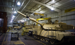 Rusia va înfrunta în Ucraina o versiune modernă a tancului Abrams, dar fără un kit special de blindaj - variantă utilizată doar de Armata SUA