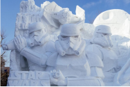 Sculpturi uriașe în gheață și zăpadă, la Festivalul zăpezii din Sapporo