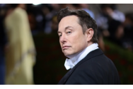 Consilierul lui Zelenski, deranjat de opiniile lui Elon Musk: 'Nu mai citi ziarele rusești! Nu au existat niciodată lovituri de stat în Ucraina'