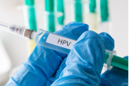 Programul de vaccinare anti-HPV va fi extins până la femeile de 45 de ani
