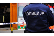 Poliţia sârbă a reţinut trei adolescenţi pentru posesie de arme de foc și ameninţări cu moartea