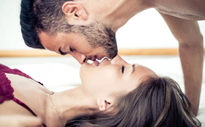 Ce efecte uimitoare au săruturile în timpul sexului
