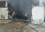 Incendiu la un depozit de furaje din Tutova