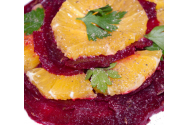 Delicii pe timp de caniculă - Salată de sfeclă roșie cu portocală