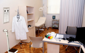 3.000 de cabinete ale medicilor de familie vor primi 160 de milioane de euro pentru dotări
