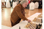 Marele maestru Florin Gheorghiu promovează şahul la Iaşi