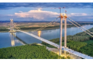 'Bijuterie' arhitectonică românească a rezistat intactă o lună de zile: au apărut denivelări pe podul suspendat peste Dunăre