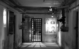 Expoziţie dedicată martirilor persecutaţi de regimurile totalitare, deschisă din 23 august la Memorialul Piteşti
