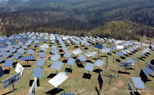 Parcul fotovoltaic de 40 de milioane de euro, distrus de hoți. Panourile solare au fost vândute pe Internet