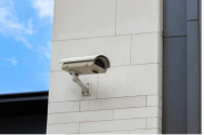 Securitatea personală: Cum să alegi un sistem de supraveghere adaptat nevoilor tale