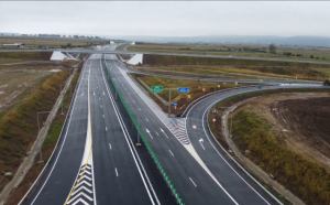 România va atinge borna de 1.000 de km de autostradă. Imagini de pe lotul Suplacu de Barcău-Nușfalău care ar putea fi inaugurat vineri