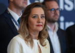 Decizia conducerii USR de stabilire a listei de candidați la europarlamentare, în frunte cu Elena Lasconi, contestată intern de un grup de membri. Ei reclamă o presupusă încălcare a statutului