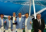 Formația Azur a lansat imnul Podului de la Brăila:'Tudose a semnat ca un bărbat și avem podul cel mai înalt'