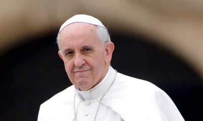 Papa Francisc a sugerat că uniunile dintre persoanele de același sex ar putea primi binecuvântare