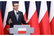 Cei mai importanți comandanți ai armatei poloneze și-au prezentat demisiile, cu patru zile înainte de alegerile parlamentare