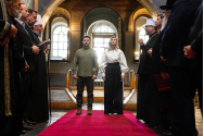Zelenski & Dumnezeu: Parlamentul de la Kiev a votat interzicerea Bisericii Ortodoxe Ucrainene
