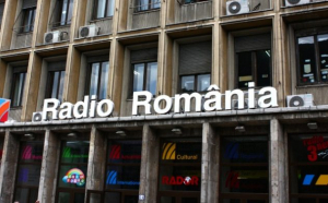 Calendarul zilei de 1 noiembrie. Radio România aniversează 95 de ani de la prima transmisie în eter. “Alo, alo, aici Radio Bucureşti!”