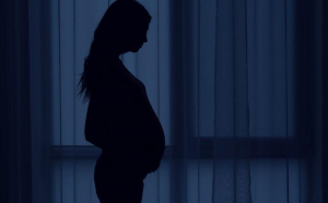 Ce a pățit o femeie după ce și-a mințit fostul iubit că este însărcinată. De ce a făcut asta?