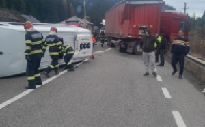 Ultimă oră – Accident cumplit la Suceava între un microbuz și un autocamion: planul roșu a fost activat