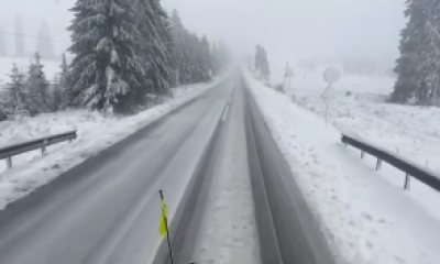  Drumuri blocate de zăpadă în județul Suceava. Circulaţia rutieră este oprită