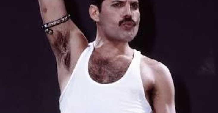 24 noiembrie 1991 - a murit Freddie Mercury, liderul trupei Queen