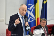 Mircea Geoană a făcut topul politicienilor români care îi plac