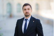 Adrian Axinia: AUR nu îi va lăsa pe actualii guvernanți să distrugă tradițiile românilor