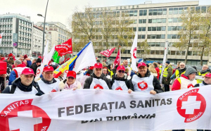 Protest SANITAS, astăzi, în faţa Ministerului Muncii: angajații din Sănătate amenință cu greva generală