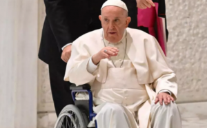 Papa cere renunțarea la rețelele sociale în Postul Mare