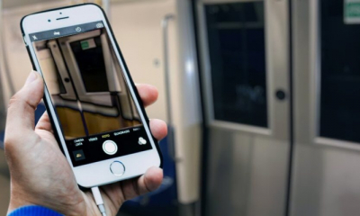 Ministrul care-și face selfie în metrou. Comentariul sociologului: N-ai nicio credibilitate