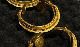 Trei brățări preistorice din aur furate din România au fost recuperate din Belgia