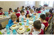 Peste 22.000 de copii din județul Iași vor beneficia de o masă caldă la școală
