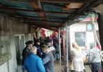 Miros de gaz într-un bloc din Piatra-Neamţ, după ce muncitorii care amenajau un apartament au tăiat din greşeală o ţeavă - 15 persoane au fost evacuate