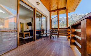 Găsește-ți refugiul montan personal, alege locuințele cu vedere la munte oferite de Yaele Invest Construct 