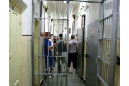 Un criminal sadic s-a pocăit în Penitenciarul Iaşi. Acum e dulgher şi tocmai a fost liberat condiţionat
