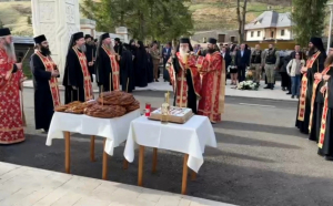 Victimele masacrului de la Fântâna Albă au fost comemorate la Mănăstirea Putna