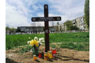 La 80 de ani de la evenimente, o asociație a ridicat o cruce în memoria victimelor bombardamentelor americane asupra Bucureștiului. Autoritățile locale și centrale, tăcere totală