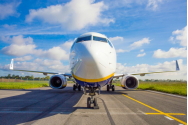 Ryanair s-a supărat pe Aeroportul Iași. Își mută avioanele la Cluj și în Polonia