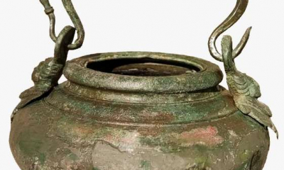 Vas de bronz unicat la nivelul Provinciei romane Dacia, descoperit într-un mormânt din Alba Iulia
