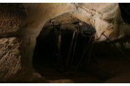 Tunelul secret descoperit sub Muntii Bucegi! Autoritatile l-au ascuns