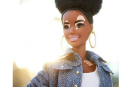 Barbie lanseaza o papusa cu boala Vitiligo