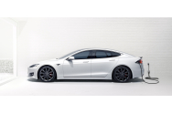 Tesla dezactivează Autopilot atunci când mașina este vândută altcuiva. Care sunt condițiile