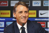 Selecţionerul Italiei, Roberto Mancini, se consideră avantajat de amânarea Campionatului European