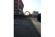 Firma care a demolat Moara 1 Mai, amendată cu 2.500 lei