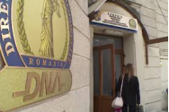 ULTIMĂ ORĂ DNA a reținut un FOST DIRECTOR al Apelor Române pentru MITĂ de un milion de euro
