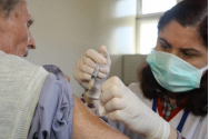Vaccinul gripal vine cu o lună mai devreme