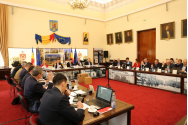 Consilierii locali se întrunesc în penultima şedinţă din actualul mandat